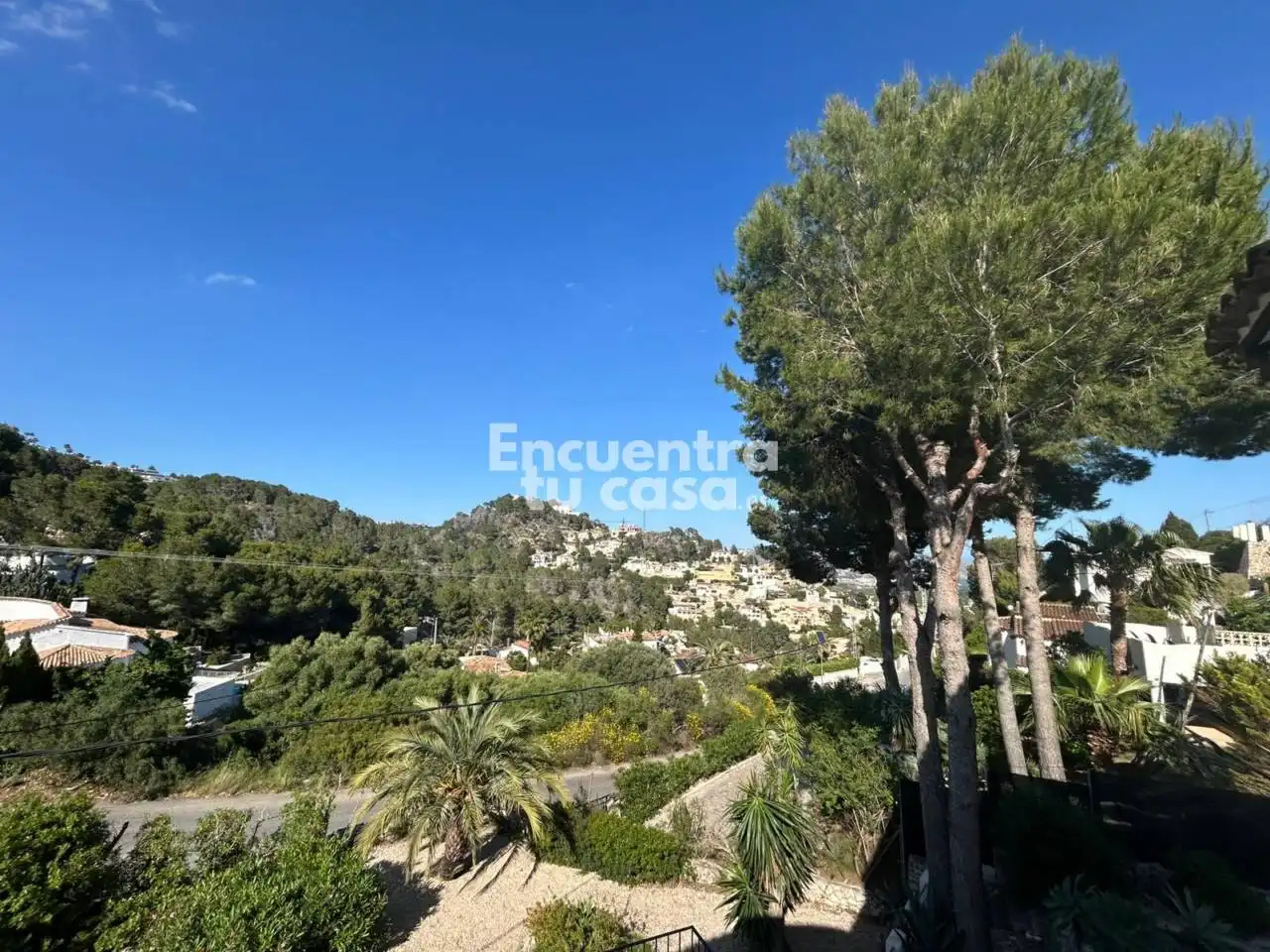 Vista exterior de Casa o xalet en venda en Benissa amb Calefacció, Jardí privat i Terrassa
