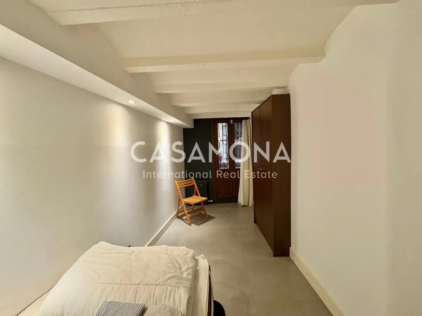 Maisonette zur Miete in Barcelona mit Klimaanlage, Heizung und Abstellraum