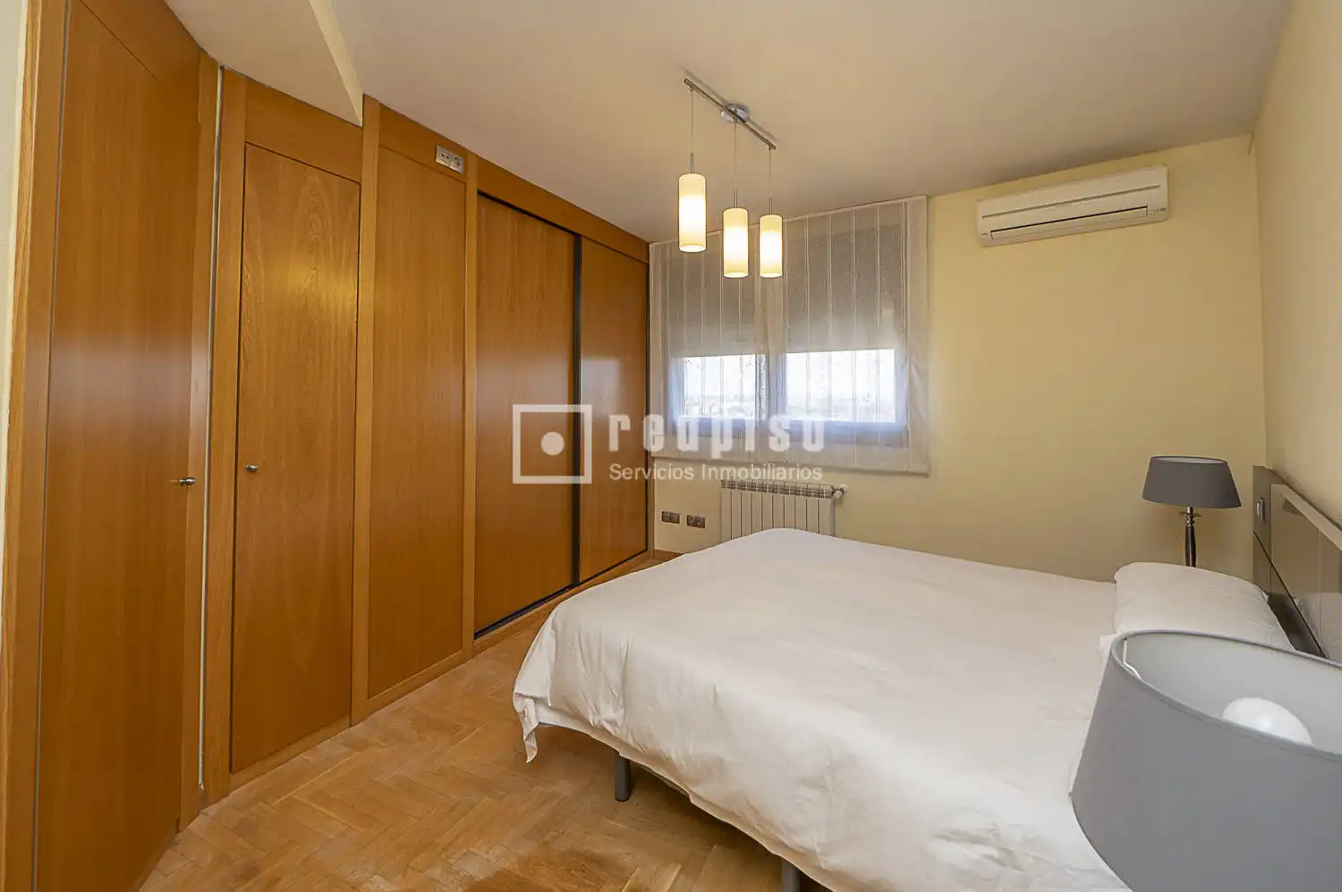 Habitación de Piso en venta en Valdemoro con Aire acondicionado, Calefacción y Jardín privado