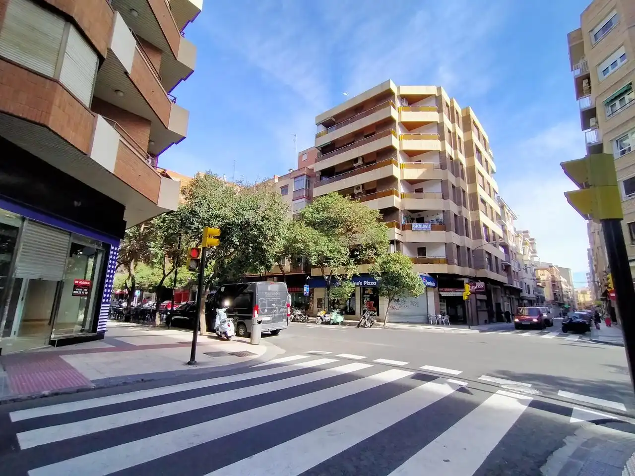 Local comercial de lloguer a Calle Tomás Bretón, imagen 39