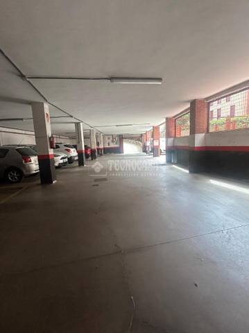 Garaje en Venta en Conde Orgaz - Piovera