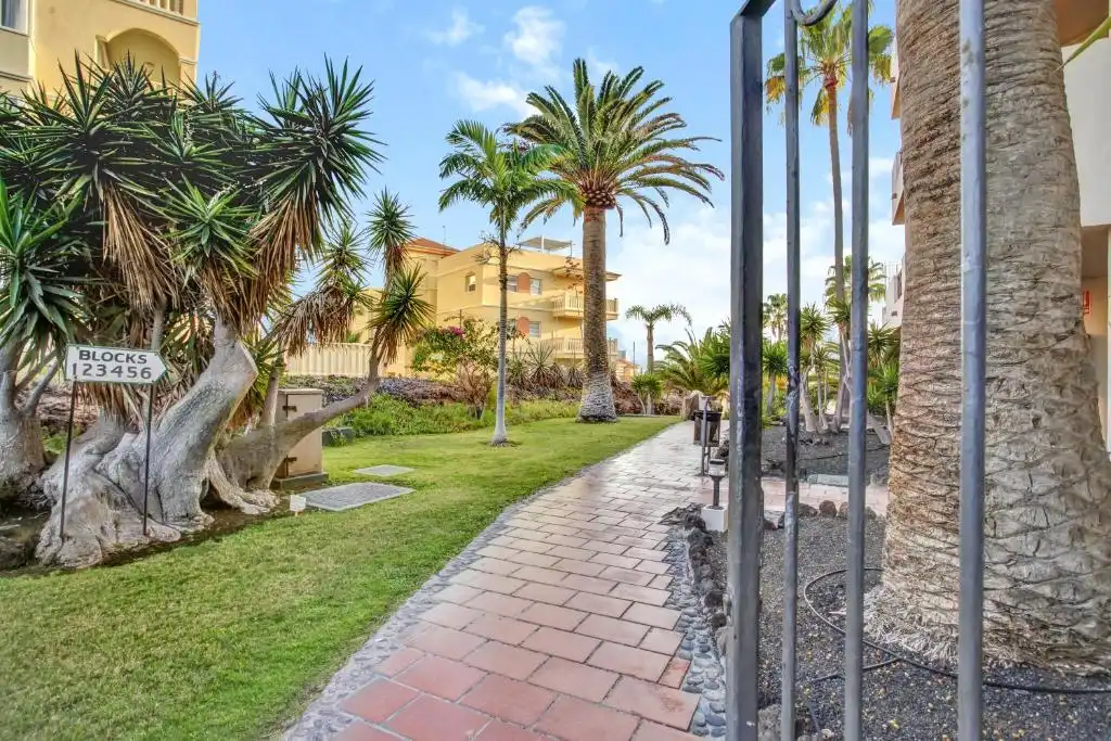 Vista exterior de Piso en venta en San Miguel de Abona con Aire acondicionado, Terraza y Amueblado