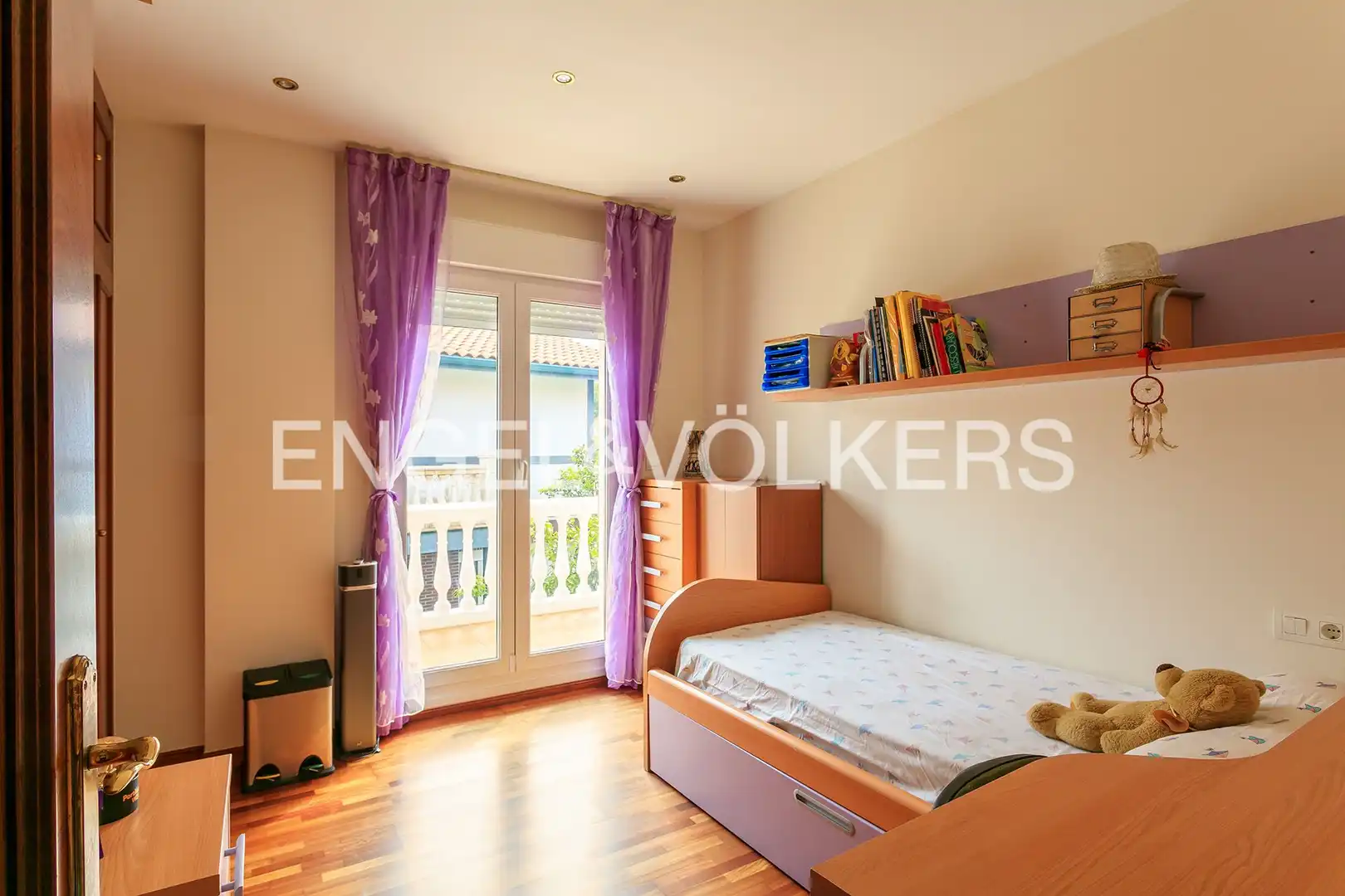 Habitación de Casa o chalet en venta en Castro-Urdiales con Calefacción, Jardín privado y Terraza