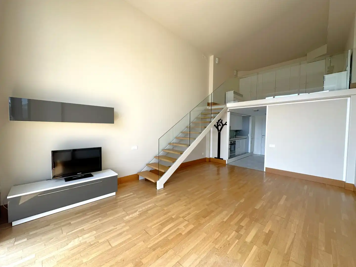 Loft de alquiler en Avenida Hermanos Machado, Torrefiel