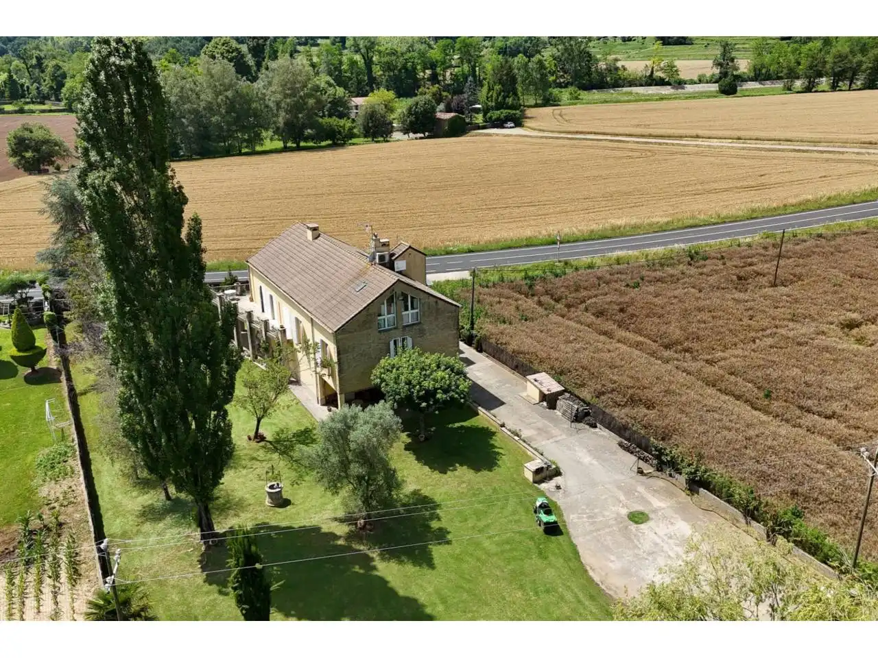 Vista exterior de Casa o chalet en venta en La Vall d'en Bas con Calefacción, Jardín privado y Parquet