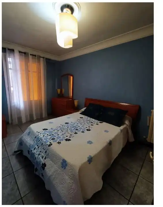 Habitación de Piso en venta en Zaragoza con Calefacción y Amueblado