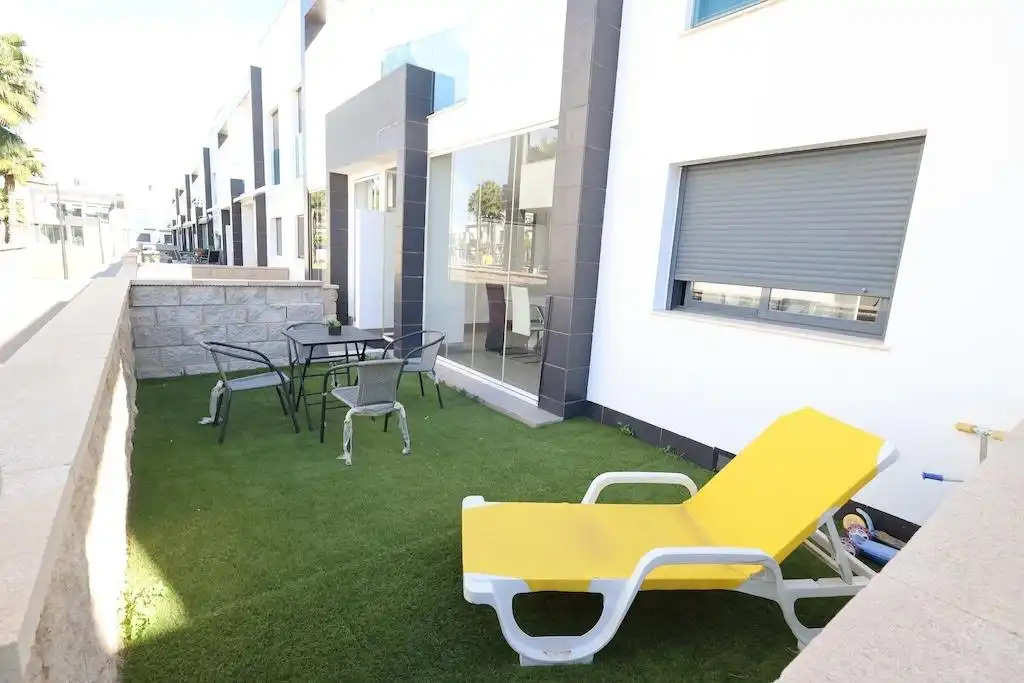 Apartamento con piscina en venta en Calle Granate, imagen 17