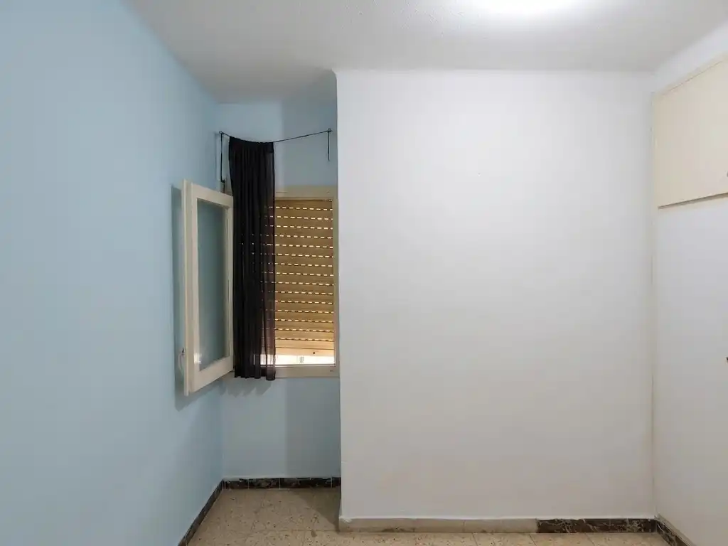 Habitación de Piso en venta en Terrassa con Terraza