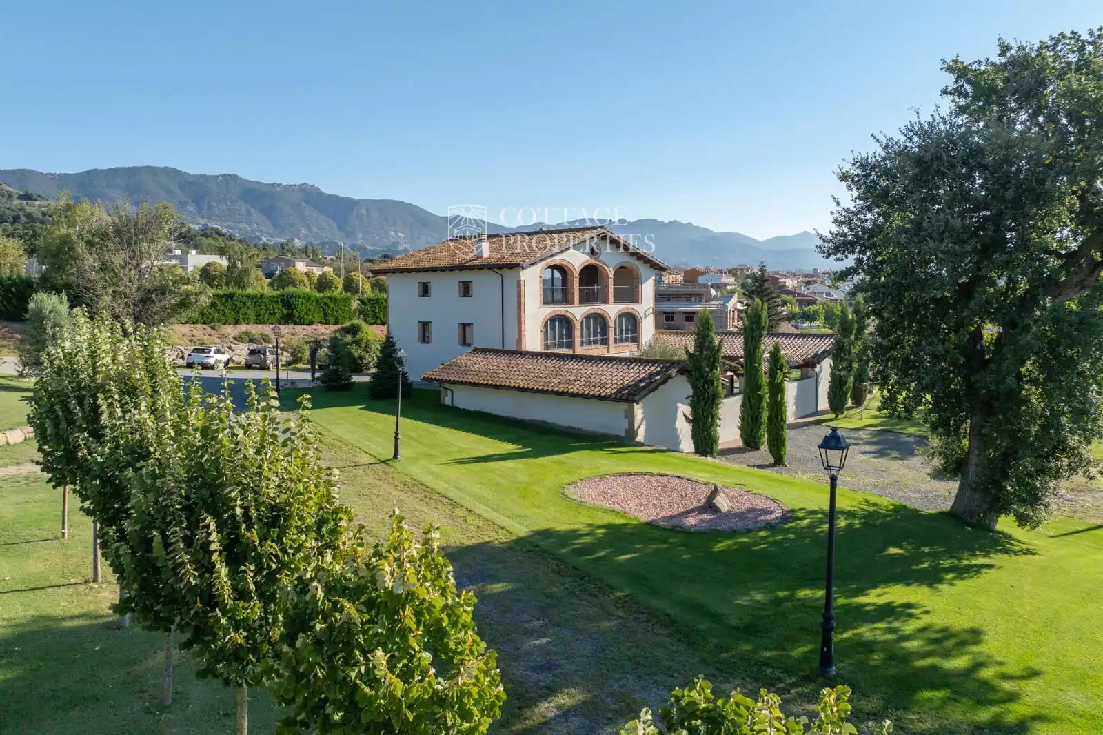 Vista exterior de Finca rústica en venta en Torelló con Terraza y Amueblado