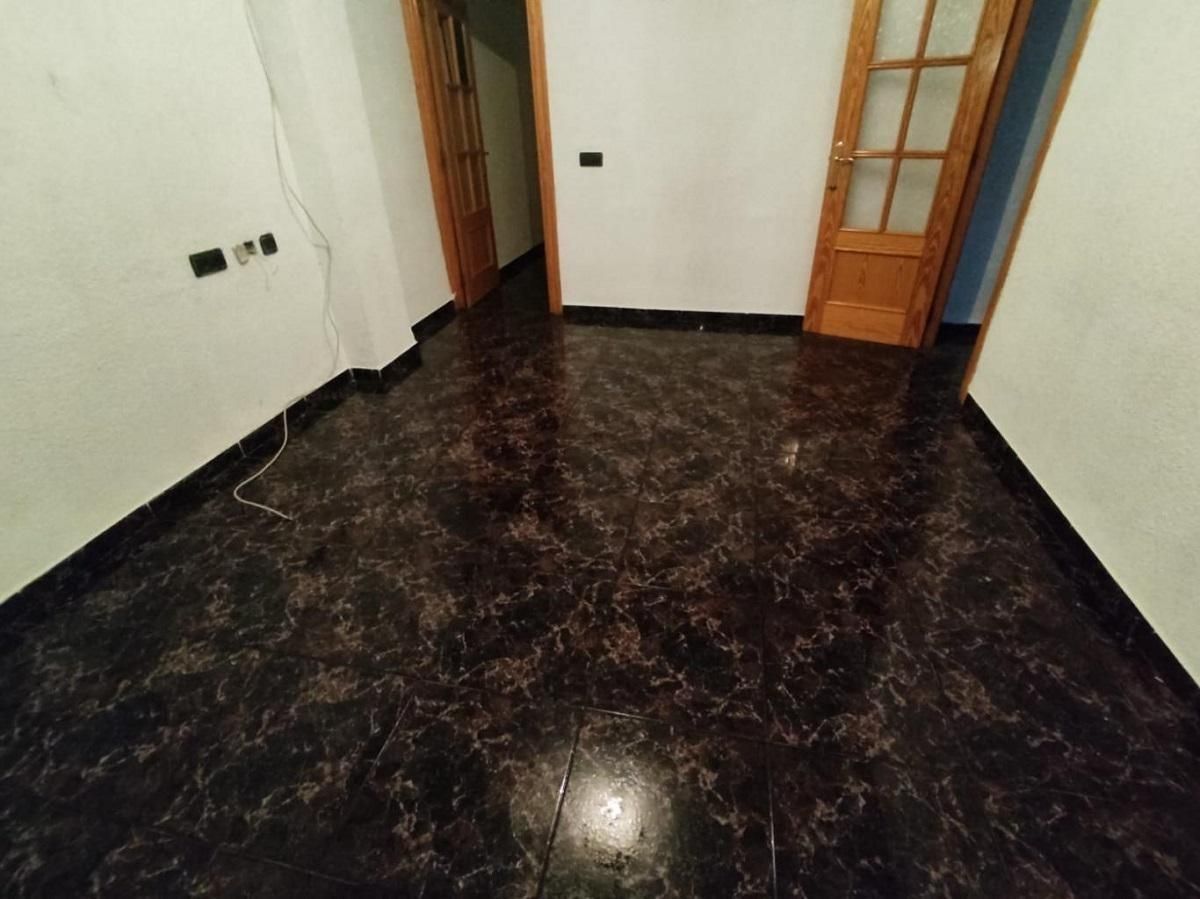 Apartament en venda en Villena amb Parquet i Balcó