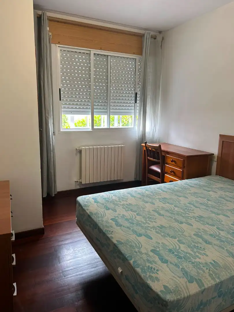 Habitación de Piso de alquiler en Santiago de Compostela  con Amueblado