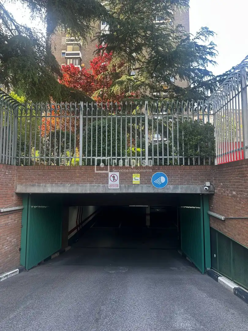 Parking de Garaje en venta en Madrid
