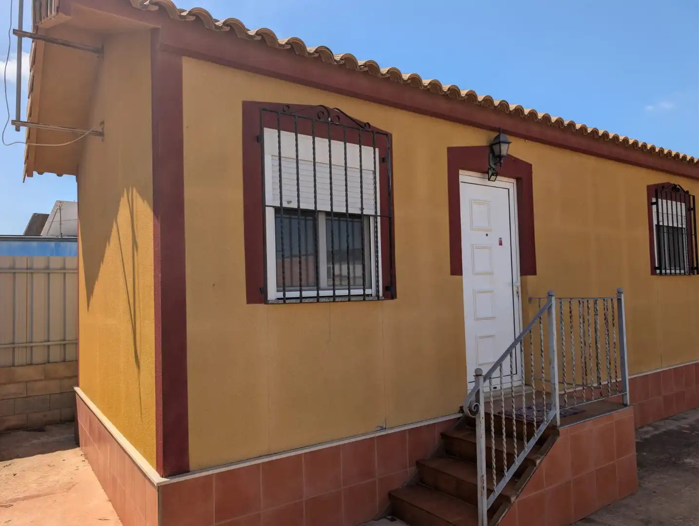 Vista exterior de Casa o chalet en venta en Cartagena con Aire acondicionado y Amueblado