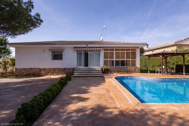 Casa-chalet en Venta en Av. Kiel en Eurovillas