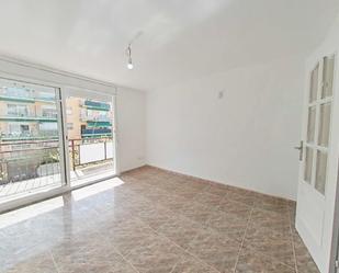 Living room of Flat for sale in Terrassa  with Terrace and Oven