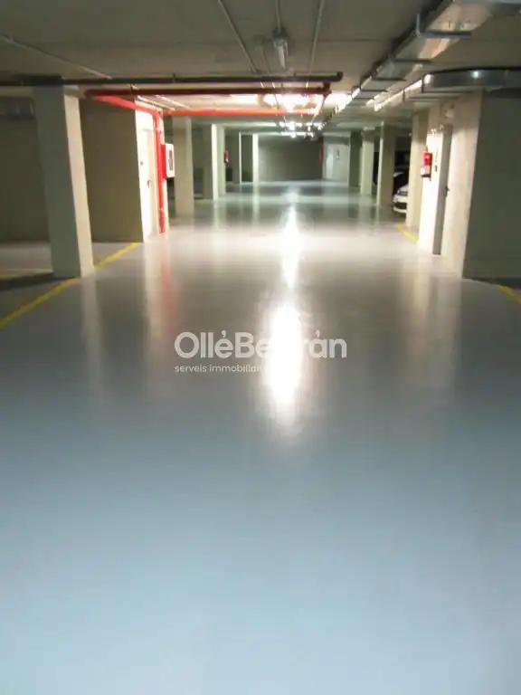 Parkplatz von Garage zur Miete in Barcelona