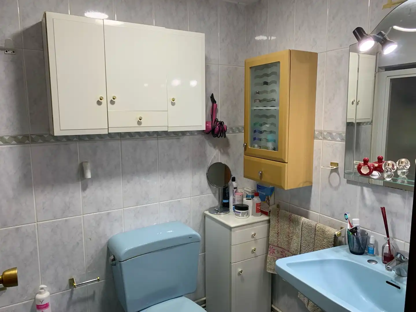 Baño de Piso en venta en Alicante / Alacant con Terraza, Amueblado y Balcón