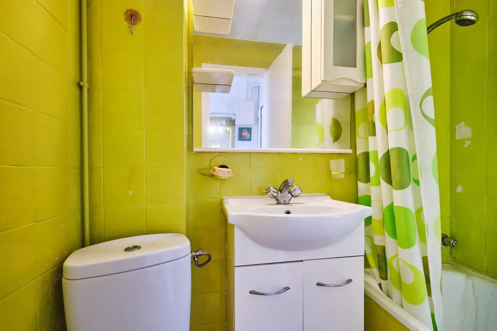 Baño de Apartamento en venta en Gavà con Terraza y Piscina comunitaria