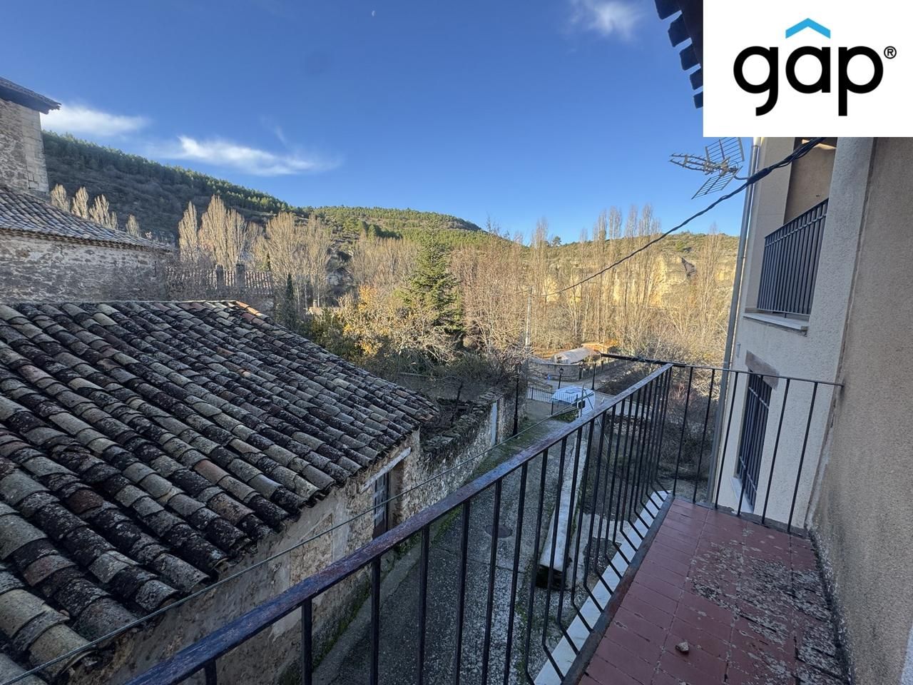 Exterior view of House or chalet for sale in Palomera