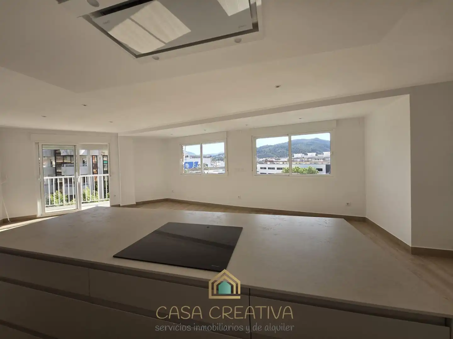 Sala d'estar de Pis de lloguer en Gandia amb Aire condicionat, Calefacció i Terrassa