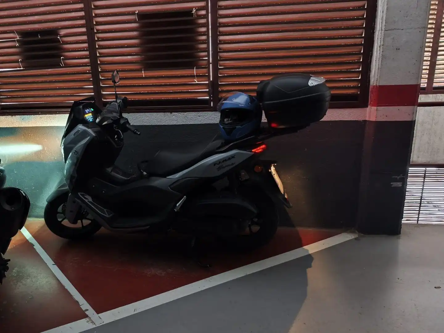 Moto in affitto a Argensola 9