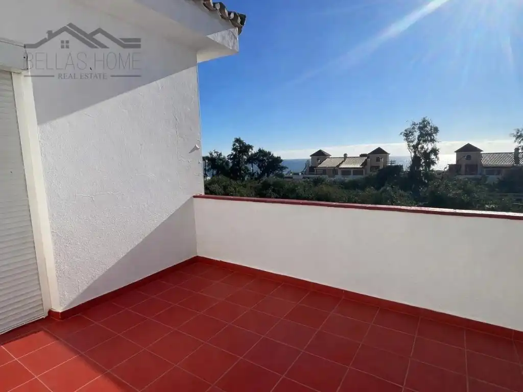 Terrassa de Casa adosada en venda en Estepona amb Aire condicionat