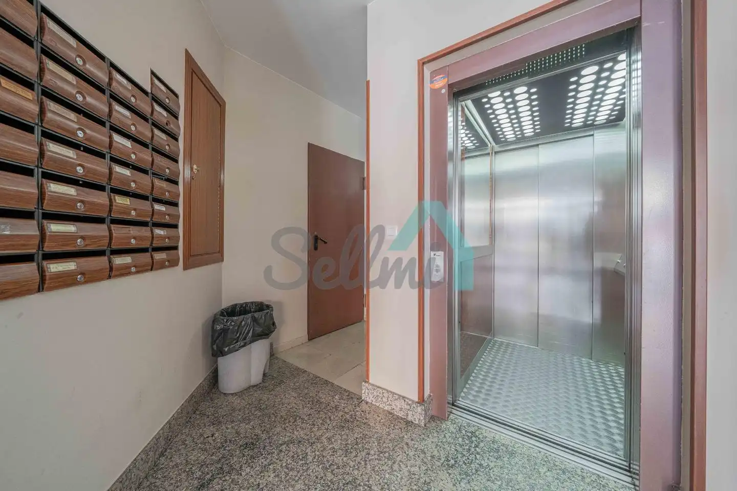Flat for rent in Oviedo   with Heating, Parquet flooring and Furnished