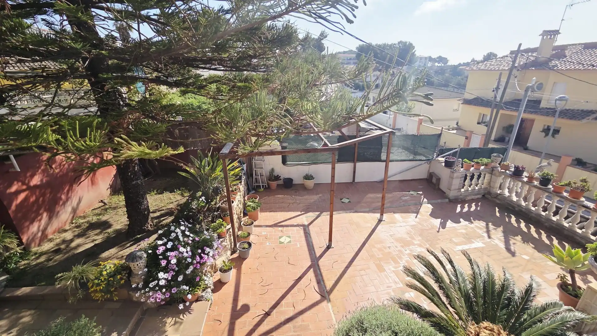 Garden of Houses for sale in Bellvei  with Terrace and Swimming Pool