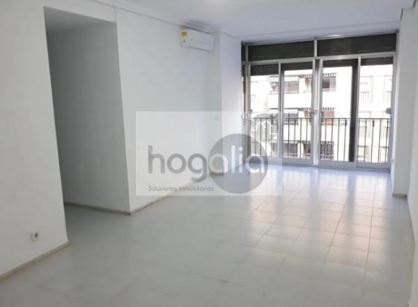 Habitación de Piso de alquiler en  Sevilla Capital con Aire acondicionado