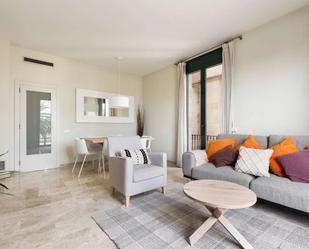 Living room of Apartment to share in  Barcelona Capital  with Air Conditioner and Terrace