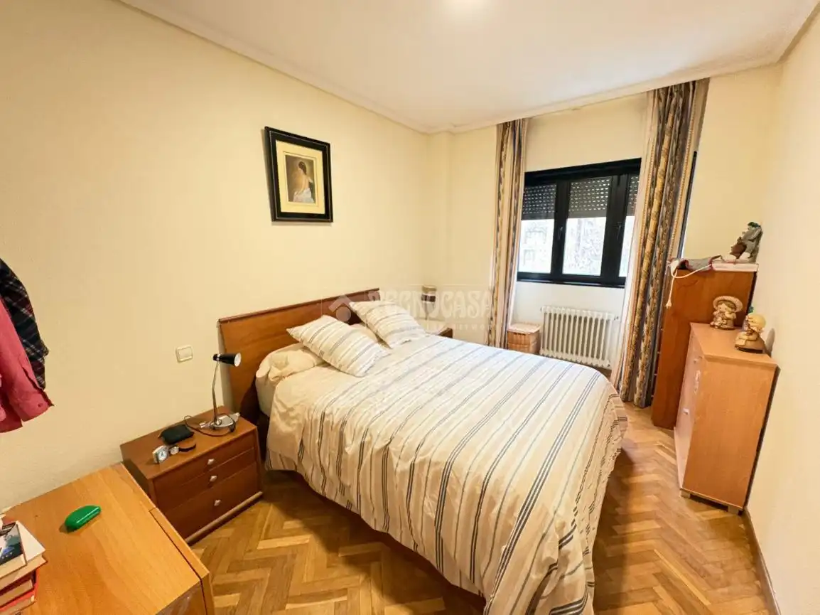 Habitación de Piso en venta en Madrid con Aire acondicionado y Calefacción