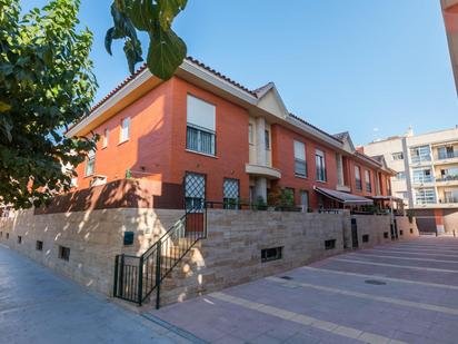 Vista exterior de Dúplex en venda en Beniel amb Terrassa