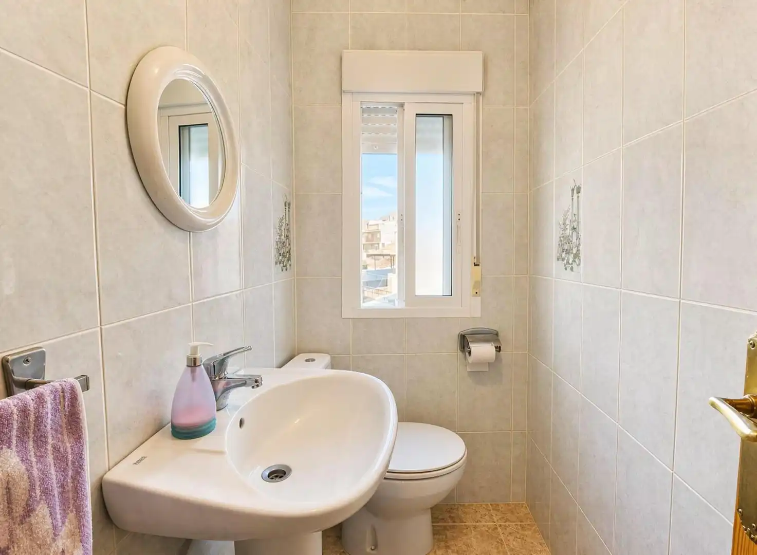 Badezimmer von Haus oder Chalet zum Verkauf in Cabrero mit Klimaanlage, Terrasse und Möbliert