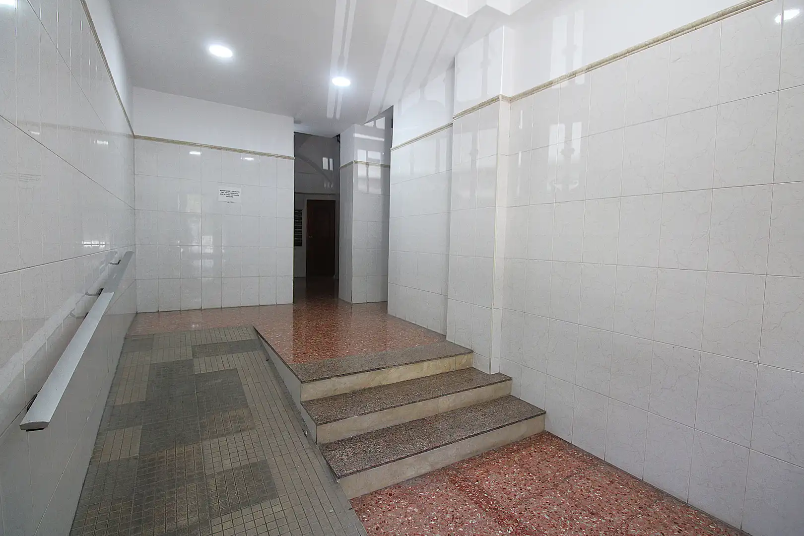 Flat for sale in Valencia  with Air Conditioner, Heating and Balcony