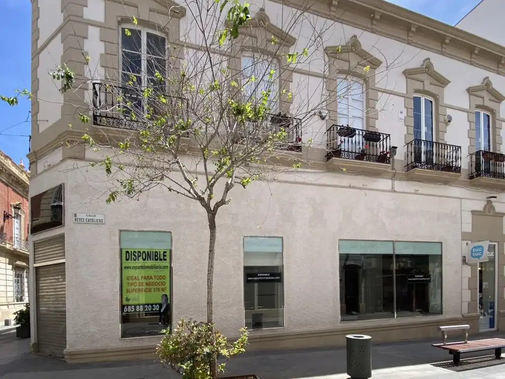 Local comercial en venda a Centro, imagen 26