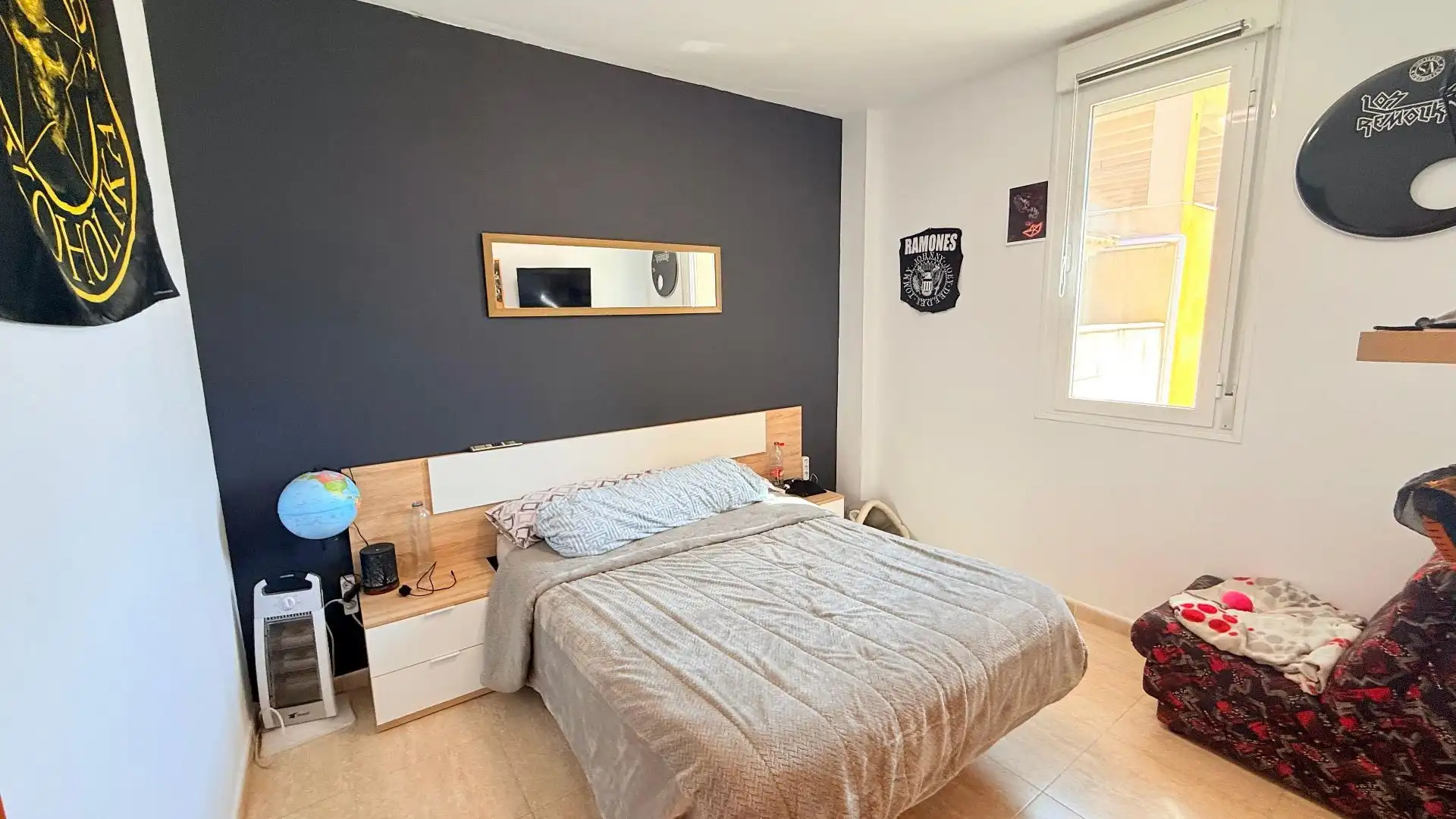 Schlafzimmer von Dachboden zum Verkauf in Fines