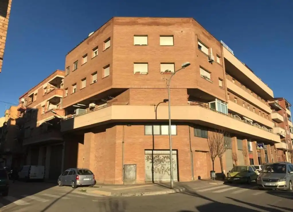 Parking with lift for sale in CIUTAT DE TARREGA
