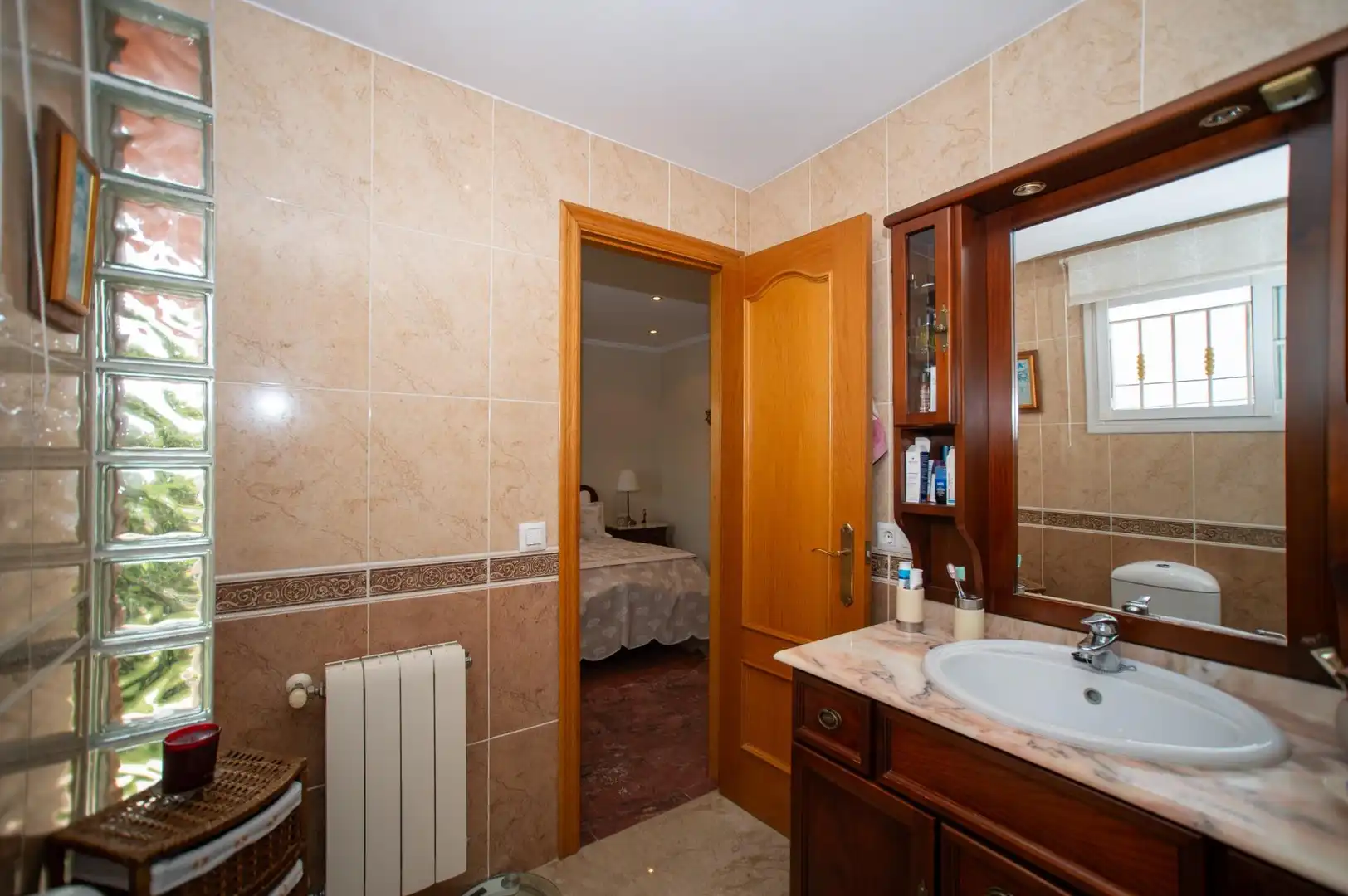 Bany de Casa o xalet en venda en Chiva amb Aire condicionat, Calefacció i Terrassa