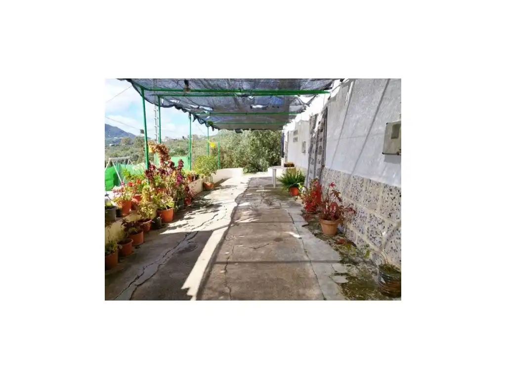 Vista exterior de Finca rústica en venda en Periana amb Terrassa i Balcó
