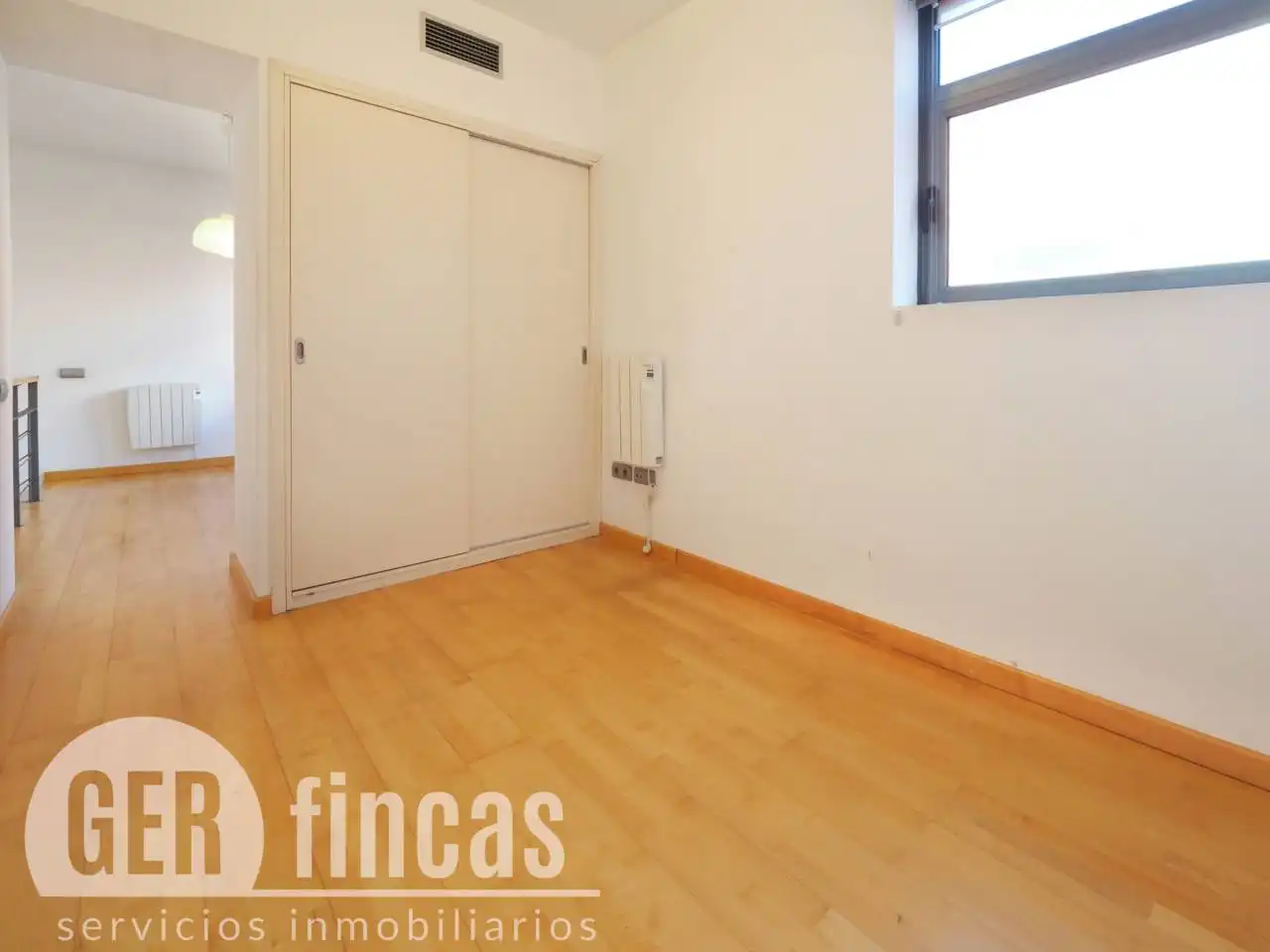 Schlafzimmer von Maisonette zum Verkauf in Terrassa mit Klimaanlage, Heizung und Parkett