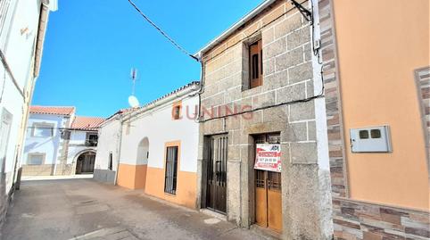 Foto 2 de Casa o xalet en venda a Calle Consolación, 3, Torre de Santa María, Cáceres