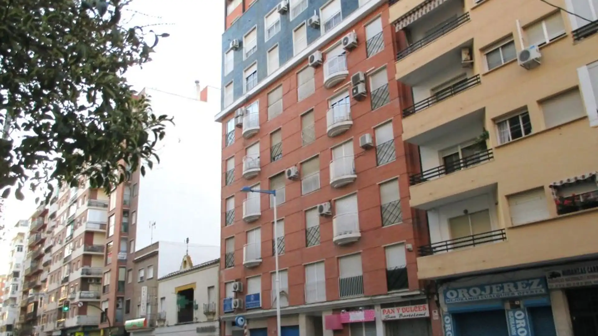 Vista exterior de Apartamento en venta en  Huelva Capital