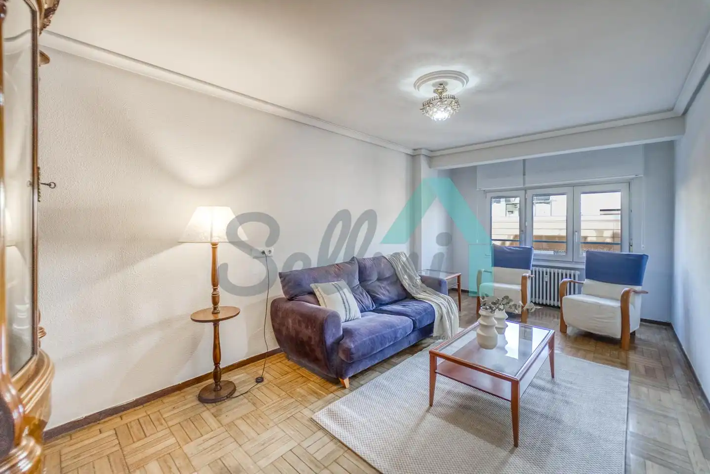 Wohnzimmer von Wohnung zur untervermieten in Oviedo  mit Heizung, Parkett und Terrasse