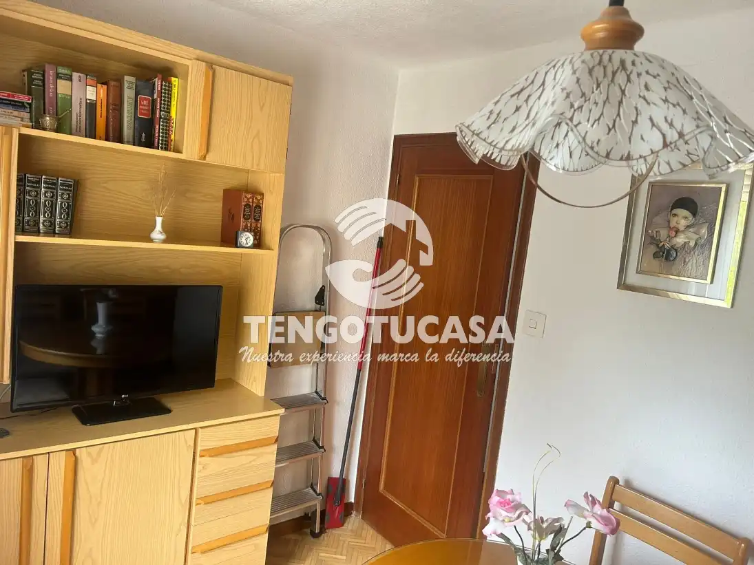 Bedroom of Flat for sale in Madrid  with Air Conditioner and Heating