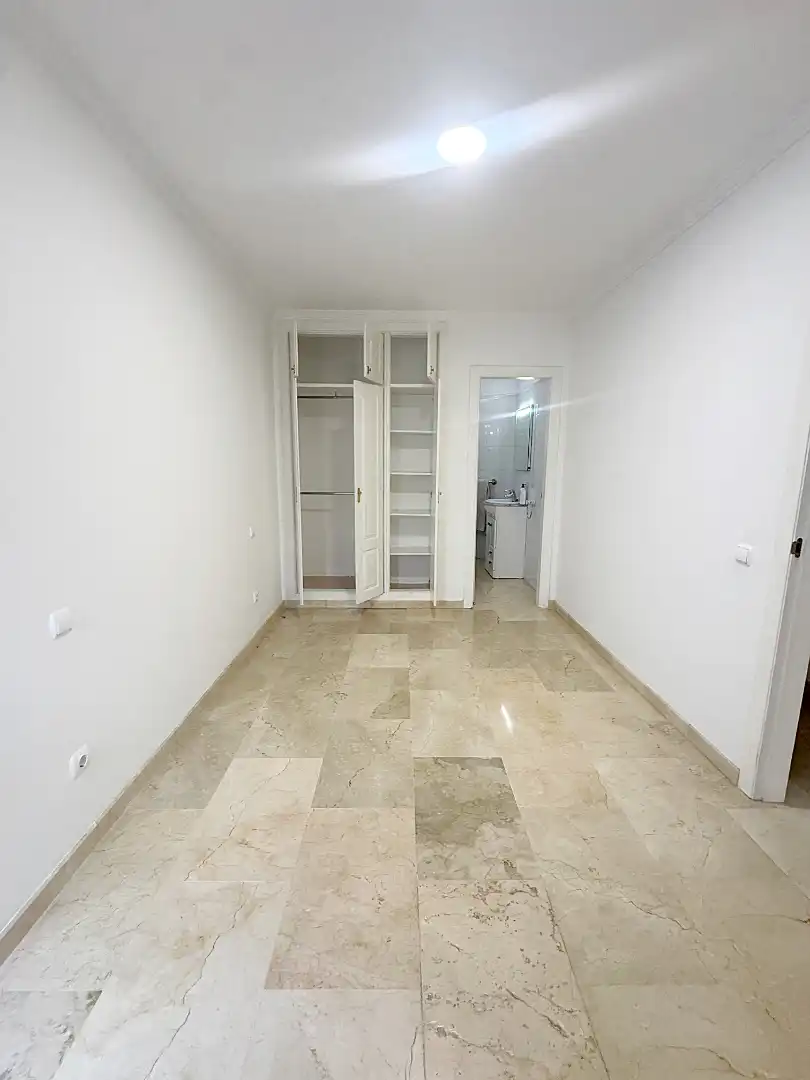 Habitación de Piso de alquiler en Las Palmas de Gran Canaria con Trastero, Horno y Lavadora