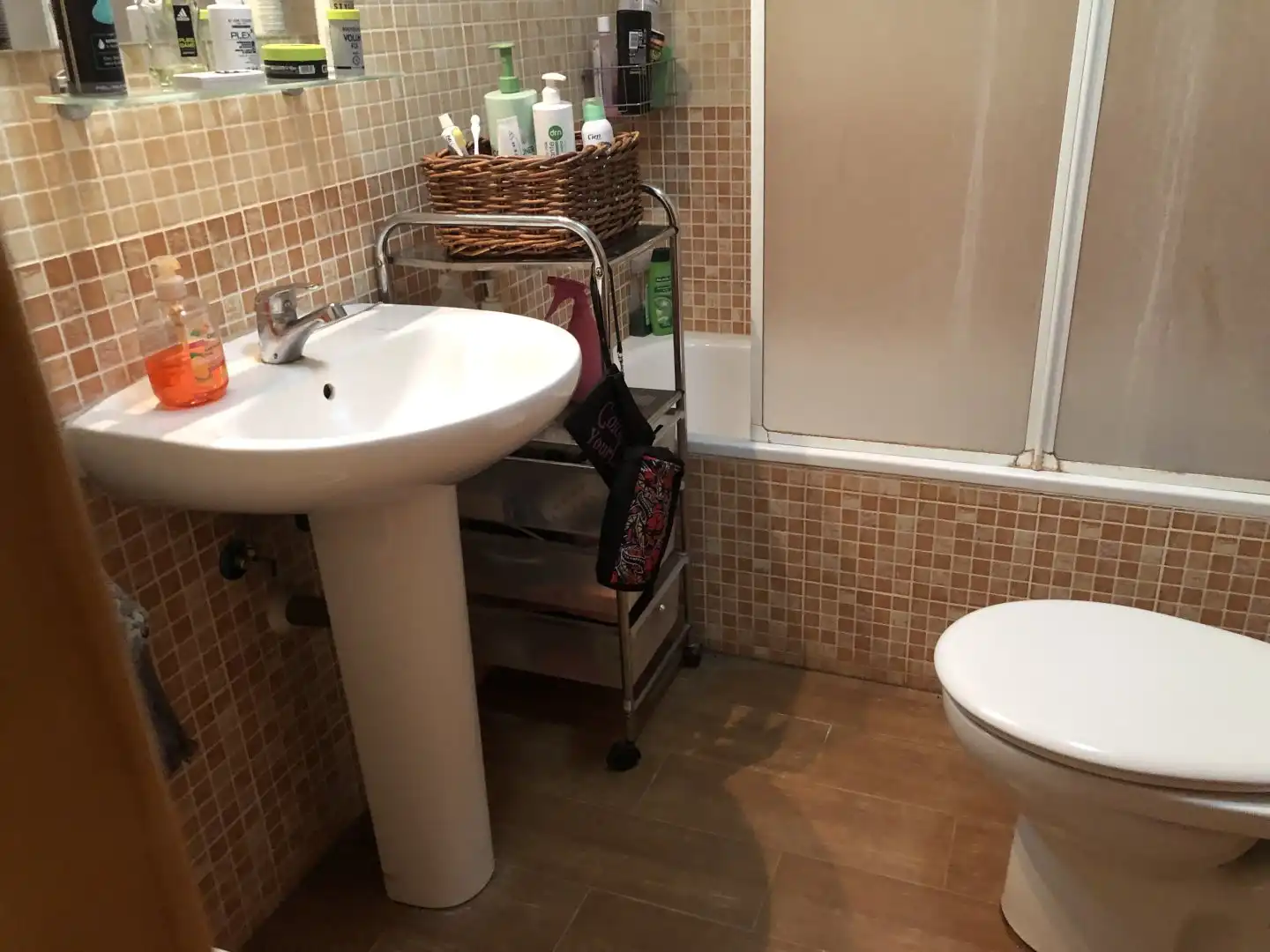 Bathroom of Detached homes for sale in Cabañas de Polendos  with Heating, Private garden and Balcony