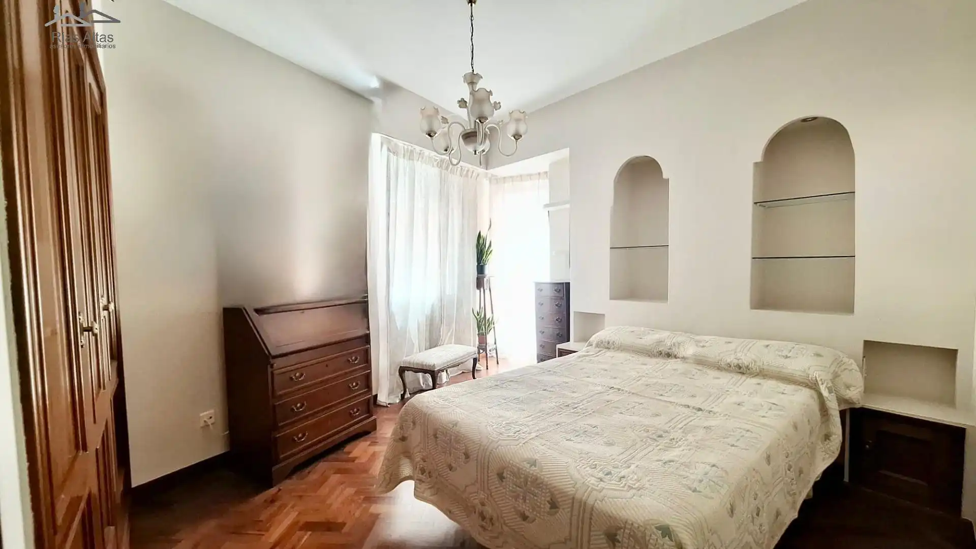 Bedroom of Flat for sale in A Coruña Capital   with Heating and Furnished