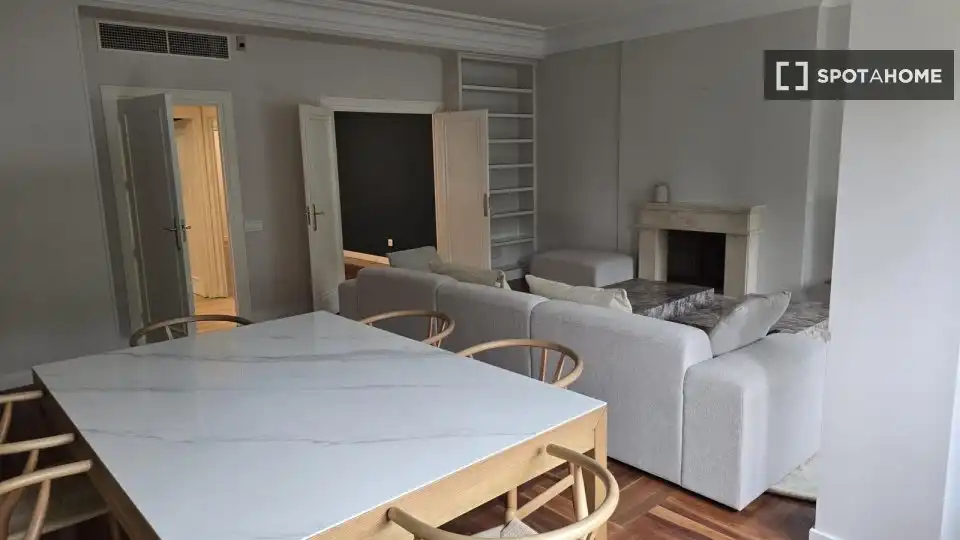 Living room of Flat for rent in Chamartín
