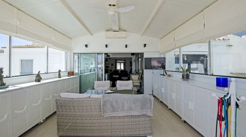 Ático de 3 Dormitorios con Terrazas Panorámicas en Jardines del Puerto, Puerto Banús, imatge 4