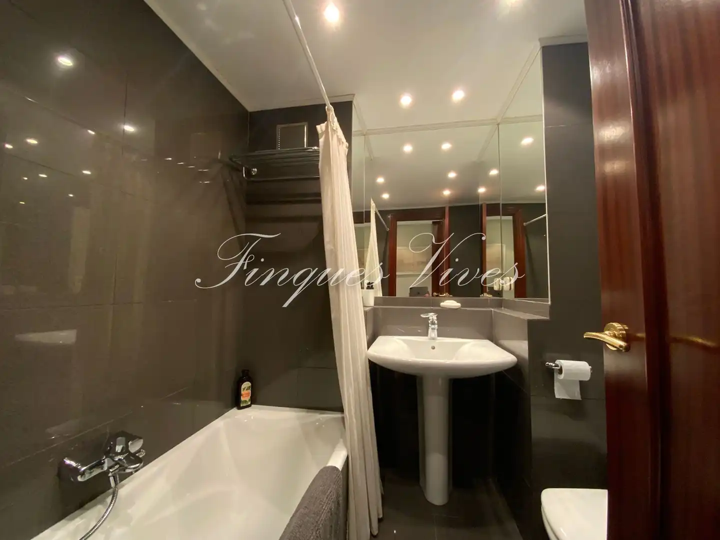 Wohnung mit Pool zum Verkauf in passeig marques casariera, imagen 18